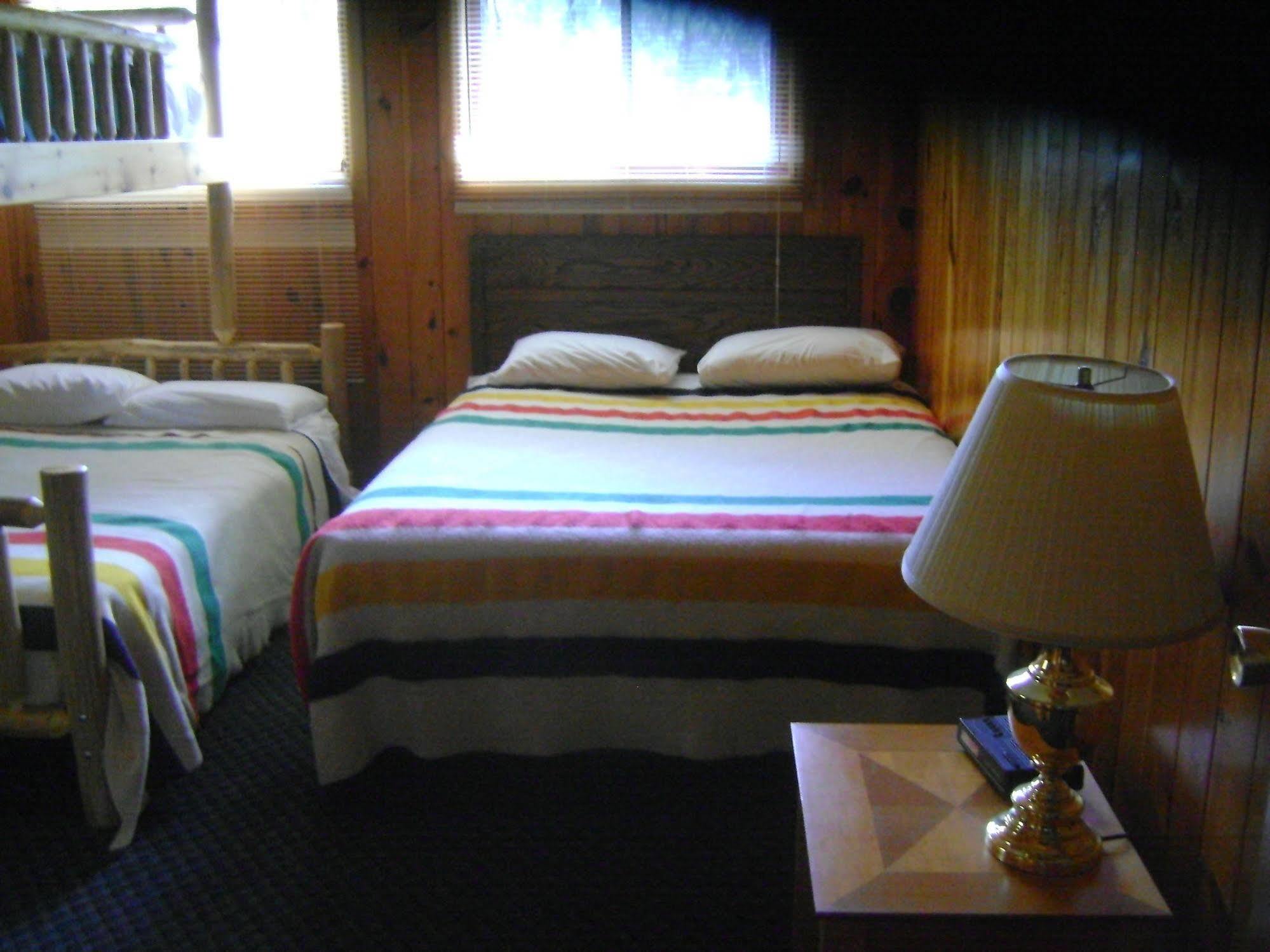 Totem Resorts Sioux Narrows Extérieur photo
